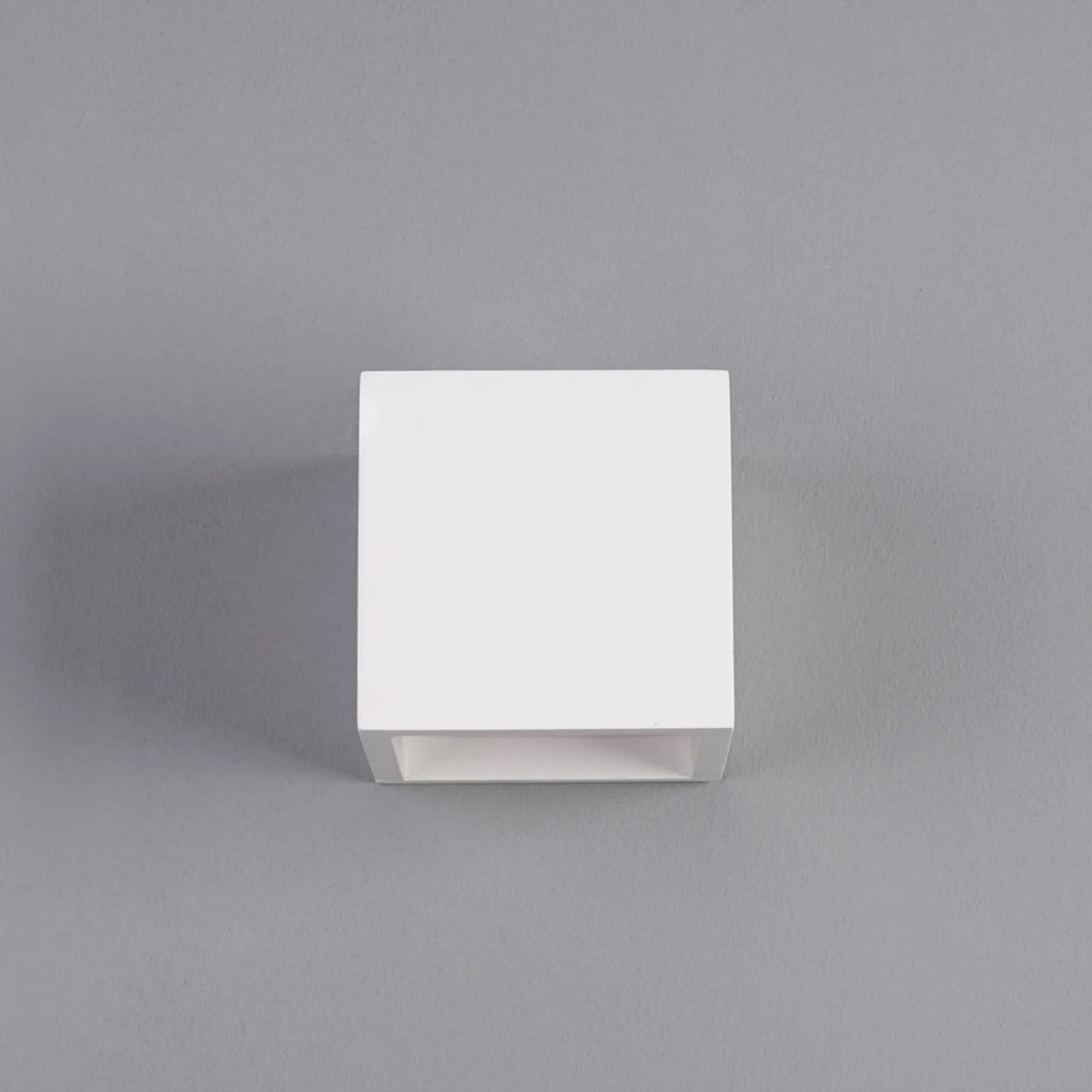 Lindby Applique a LED a forma di cubo Marita in gesso