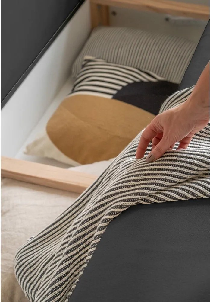 Divano in grigio scuro allungabile 237 cm Wilson – Miuform