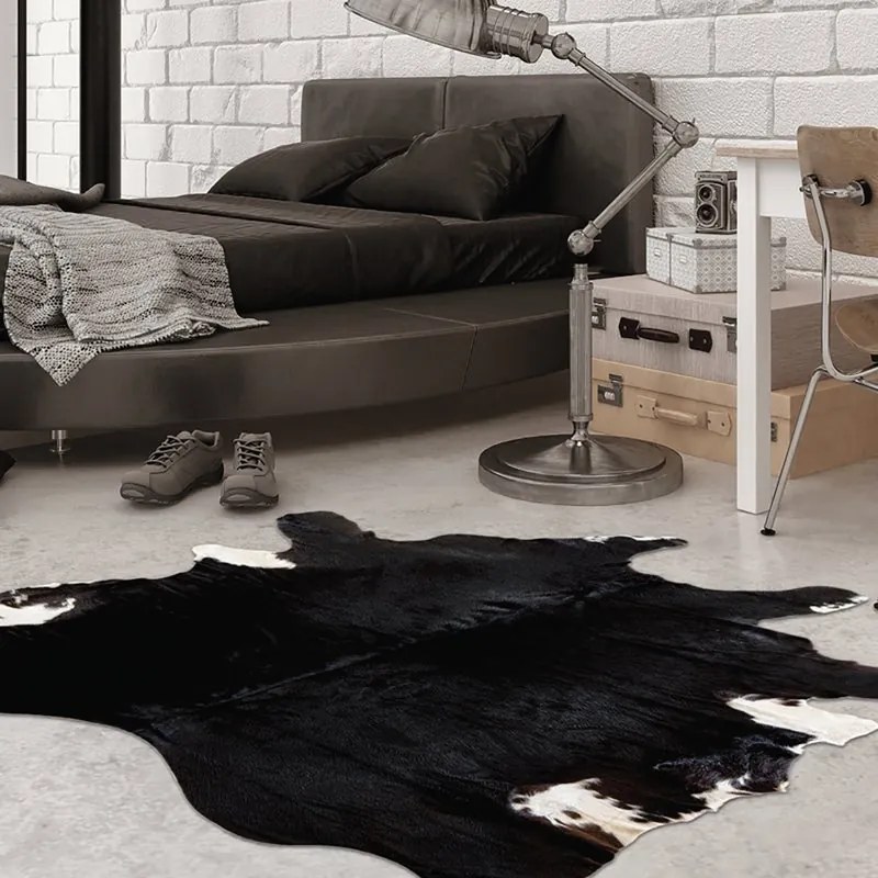 Tappeto Leather cow in cuoio nero, L 200 x L 140 cm