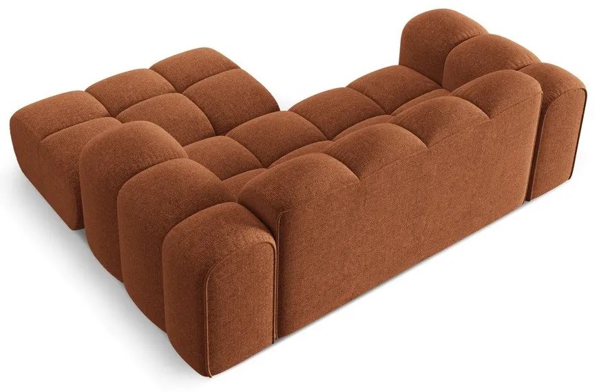 Divano angolare color terracotta (con penisola a destra/con chaise lounge) con rivestimento in ciniglia Treno – Cosmopolitan Design