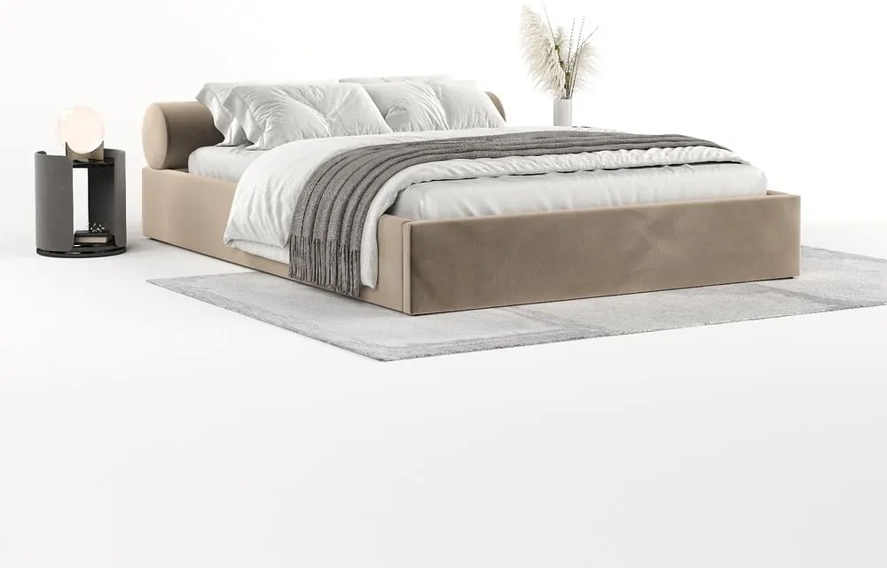 Letto matrimoniale imbottito marrone chiaro con contenitore e rete inclusi 140x200 cm Solvo – Maison de Rêve
