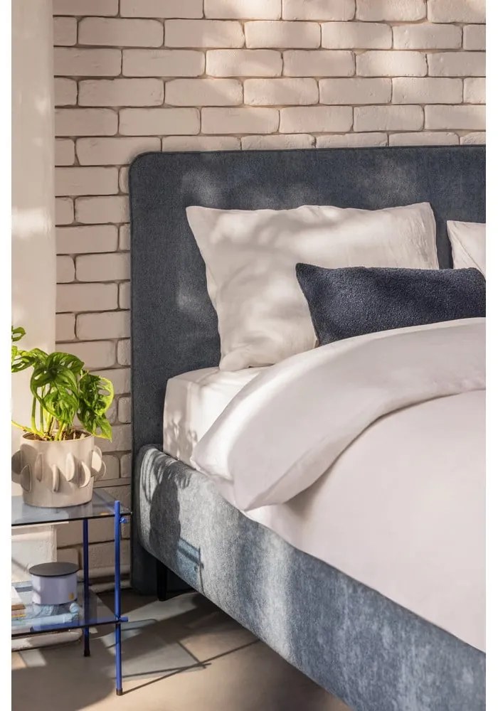 Letto matrimoniale imbottito blu con rete inclusa 160x200 cm Noira Slim – Bonami Selection