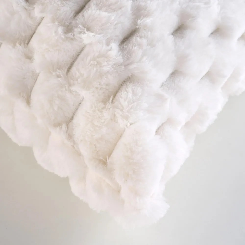 Cuscino decorativo in pelliccia finta 45x45 cm Frosty – douceur d'intérieur