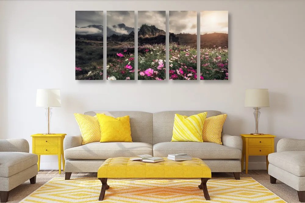 Quadri 5 pezzi – Prato di fiori in fiore