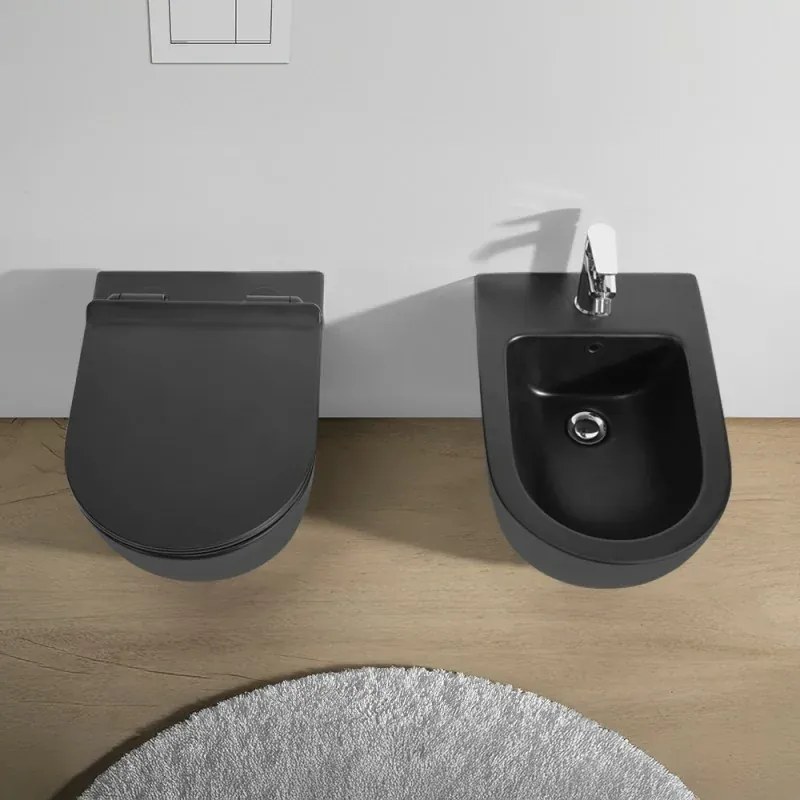 Sanitari sospesi rimless in ceramica nero opaca con copriwc Tokyo