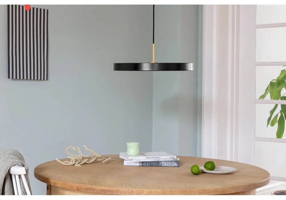 Apparecchio a sospensione LED nero con paralume in metallo ø 43 cm Asteria Medium - UMAGE