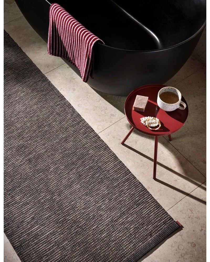 Passatoia da interno/esterno marrone scuro 70x150 cm Sam Black Walnut – Pappelina