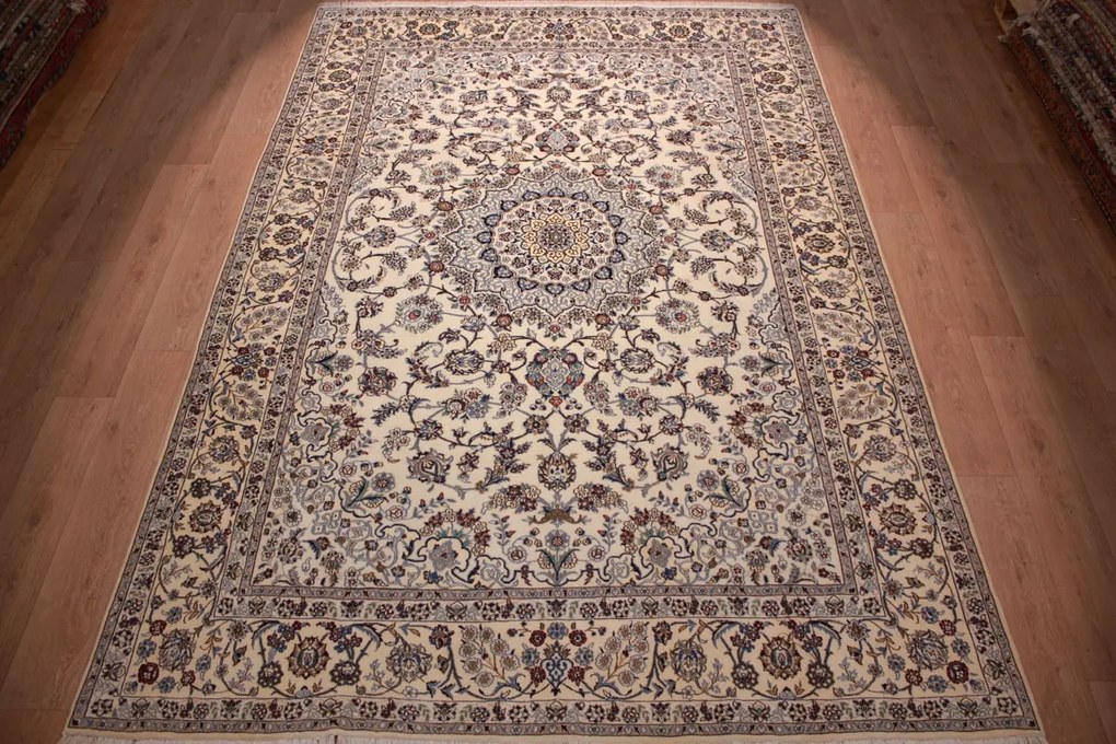 Nain Tappeto 240 x 360 (Iran) Annodato A Mano