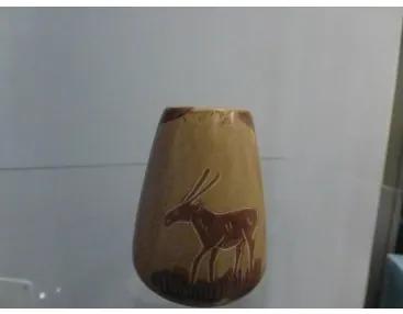 Barokchi vasetto conico con antilope