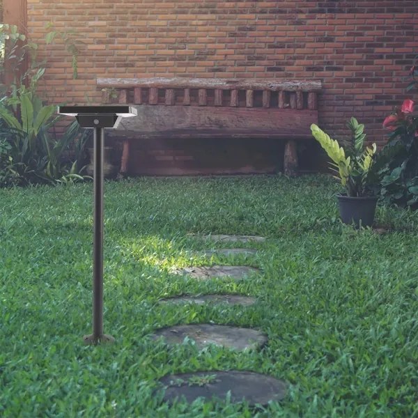 Lampada solare LED da esterno LED/2W/3,7V IP65 3000/4000/6500K 2600 mAh