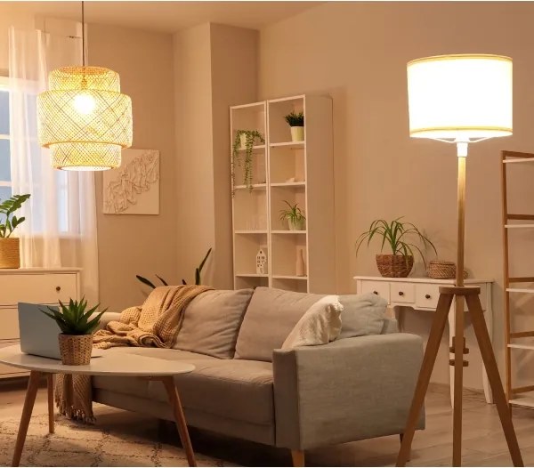Lampadina LED E27/8,5W/230V 3000K