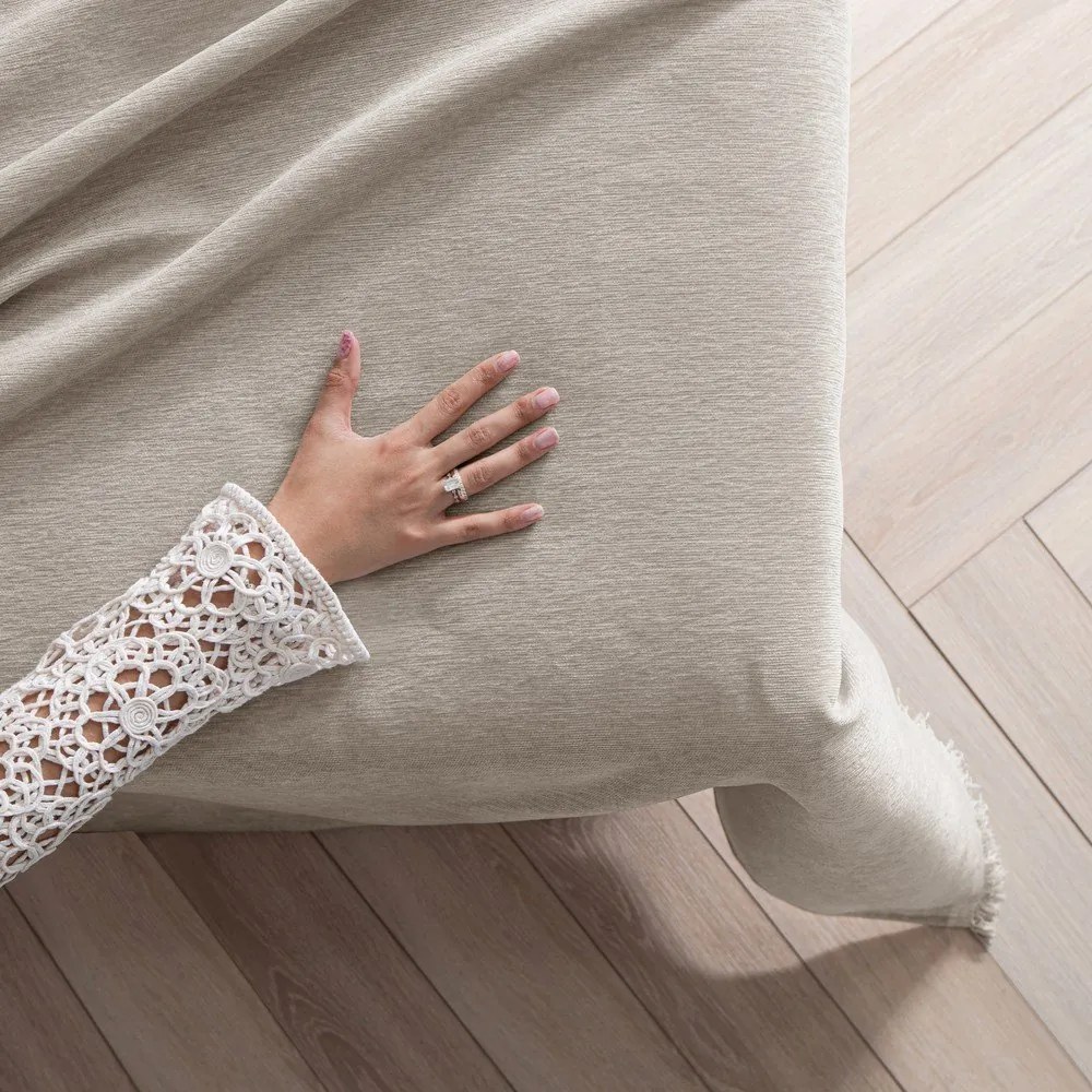 Copriletto beige in ciniglia 220x240 cm Talo – Filumi