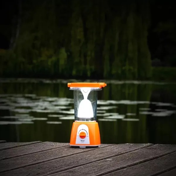 Lampada solare LED ricaricabile 710 lm 1600 mAh con powerbank 230V