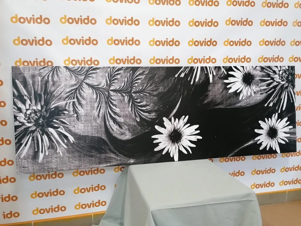 Stampa su tela – Fiori su sfondo in bianco e nero
