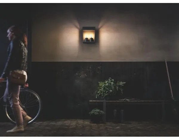 Philips 17235/30/PN - Applique da esterno 2xE27/42W/230V IP44