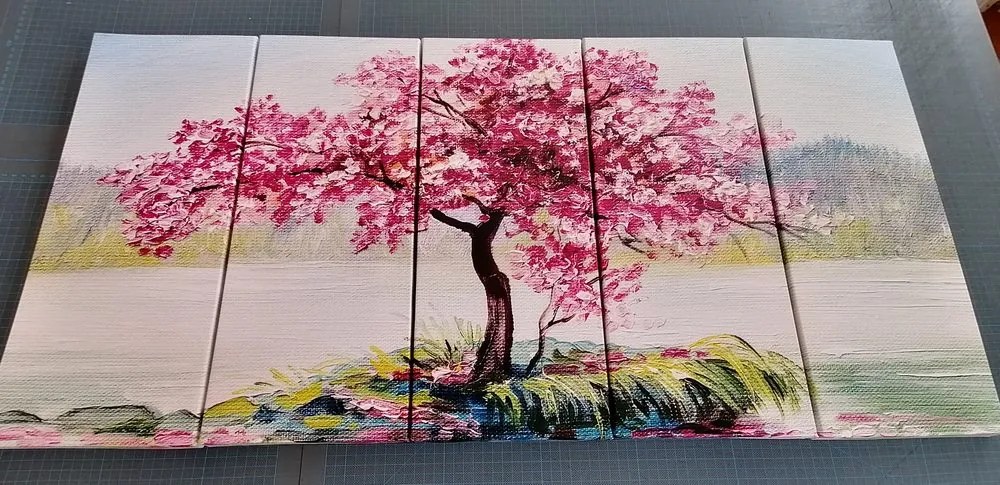 Quadri 5 pezzi – Ciliegio orientale in rosa