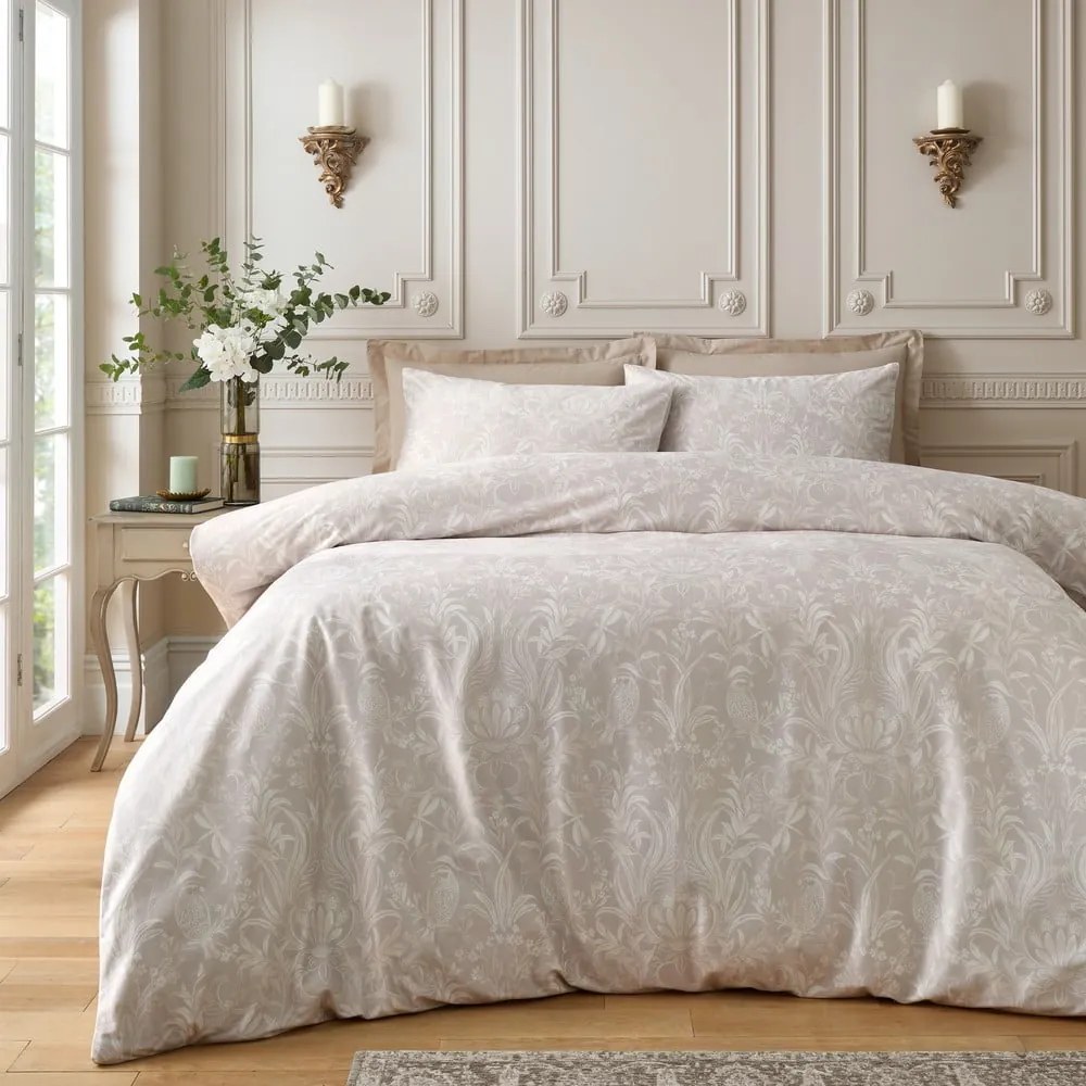 Set copripiumino e federa beige in velluto per letto matrimoniale 200x200 cm Bridgerton Regal Birds – Catherine Lansfield