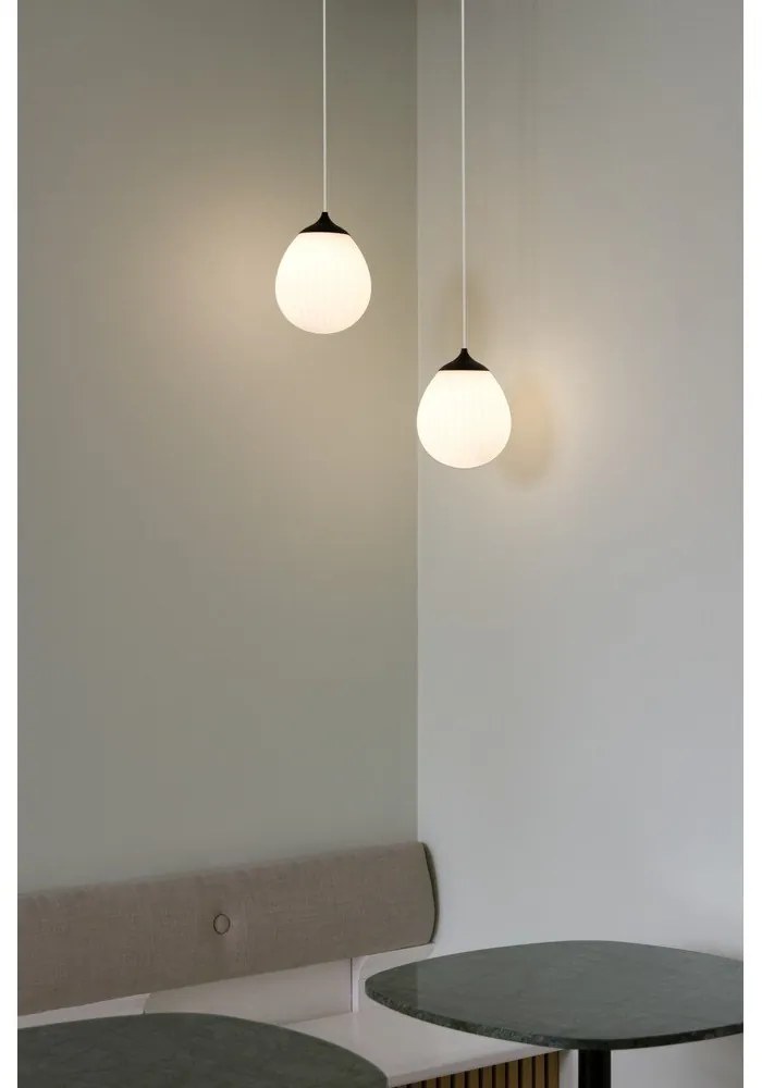 Tonalità bianca e nera ø 21 cm Around the World Mini - UMAGE