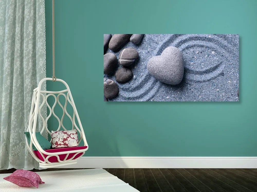 Quadro su tela – Cuore di pietra su sfondo sabbioso