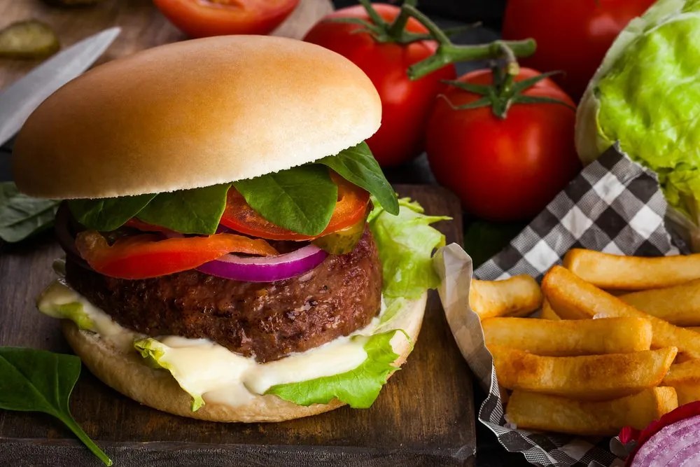 Quadro su tela – Hamburger con patatine