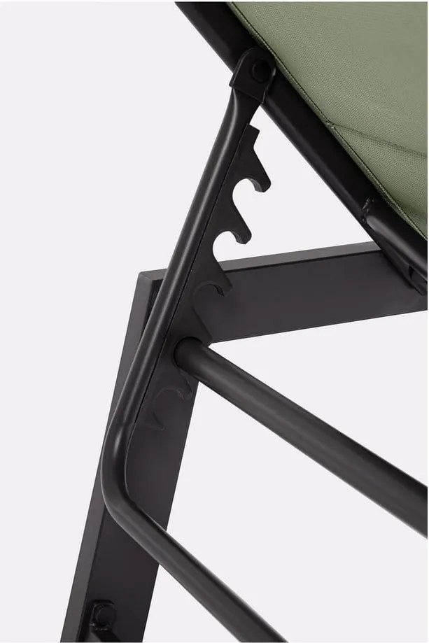 Sdraio da giardino verde in metallo regolabile Hilde – Bizzotto