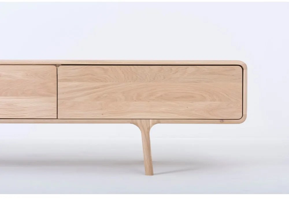 Cassettiera TV in rovere massiccio con 3 cassetti Fawn - Gazzda