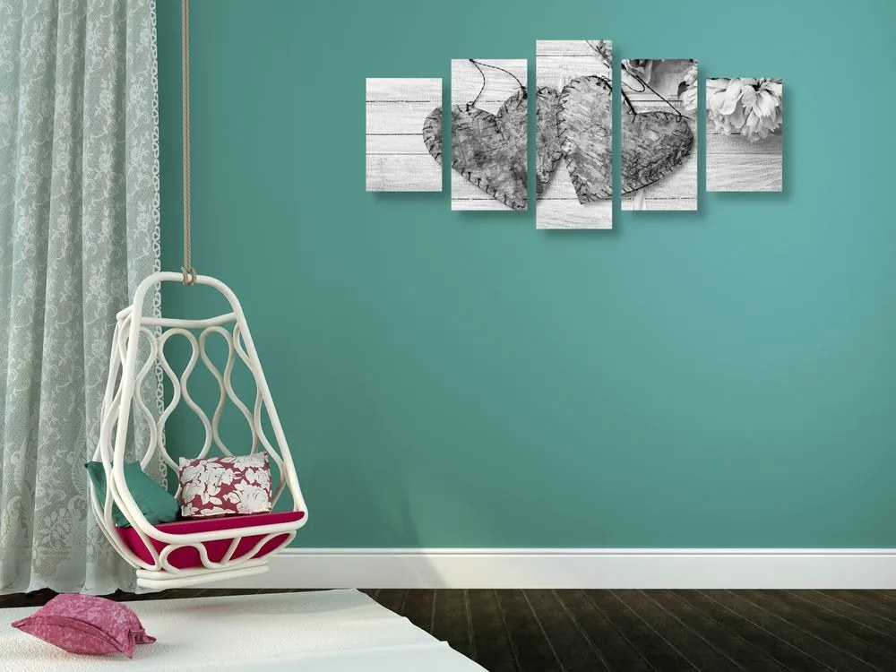 Quadri 5 pezzi – Peonie e cuori di betulla in bianco e nero