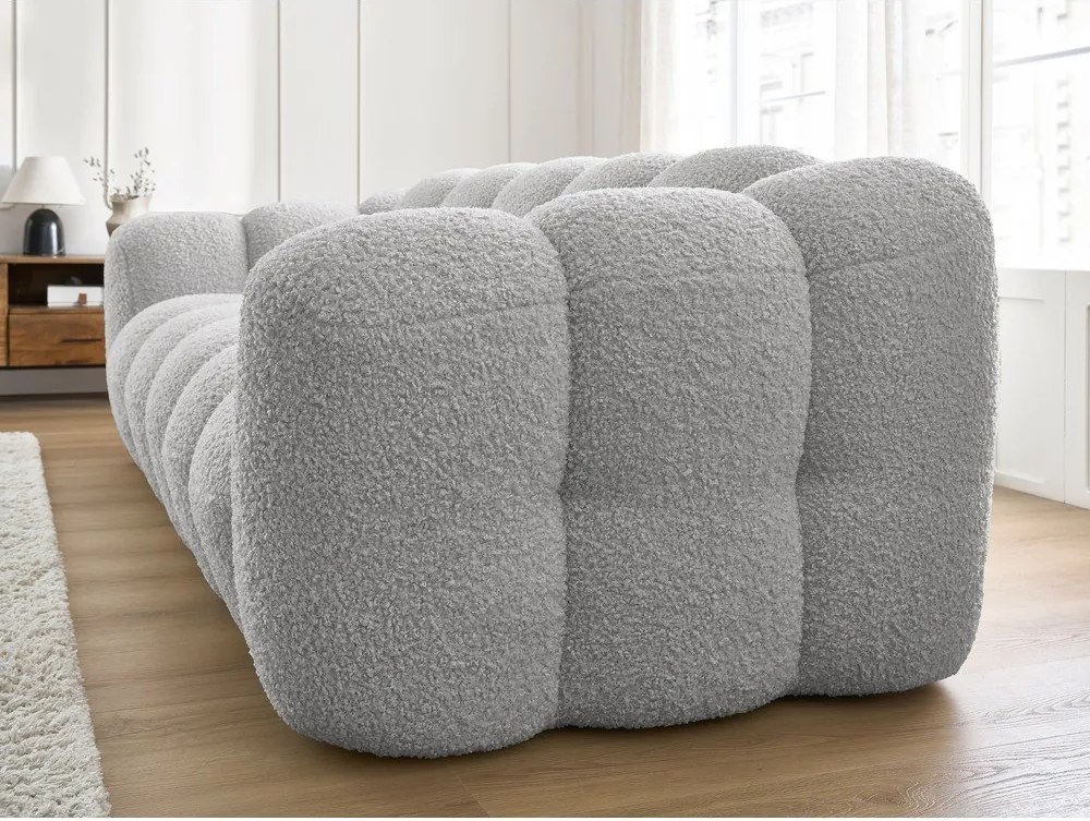 Divano grigio chiaro con rivestimento in bouclé 232 cm Hippolyte – Bobochic Paris