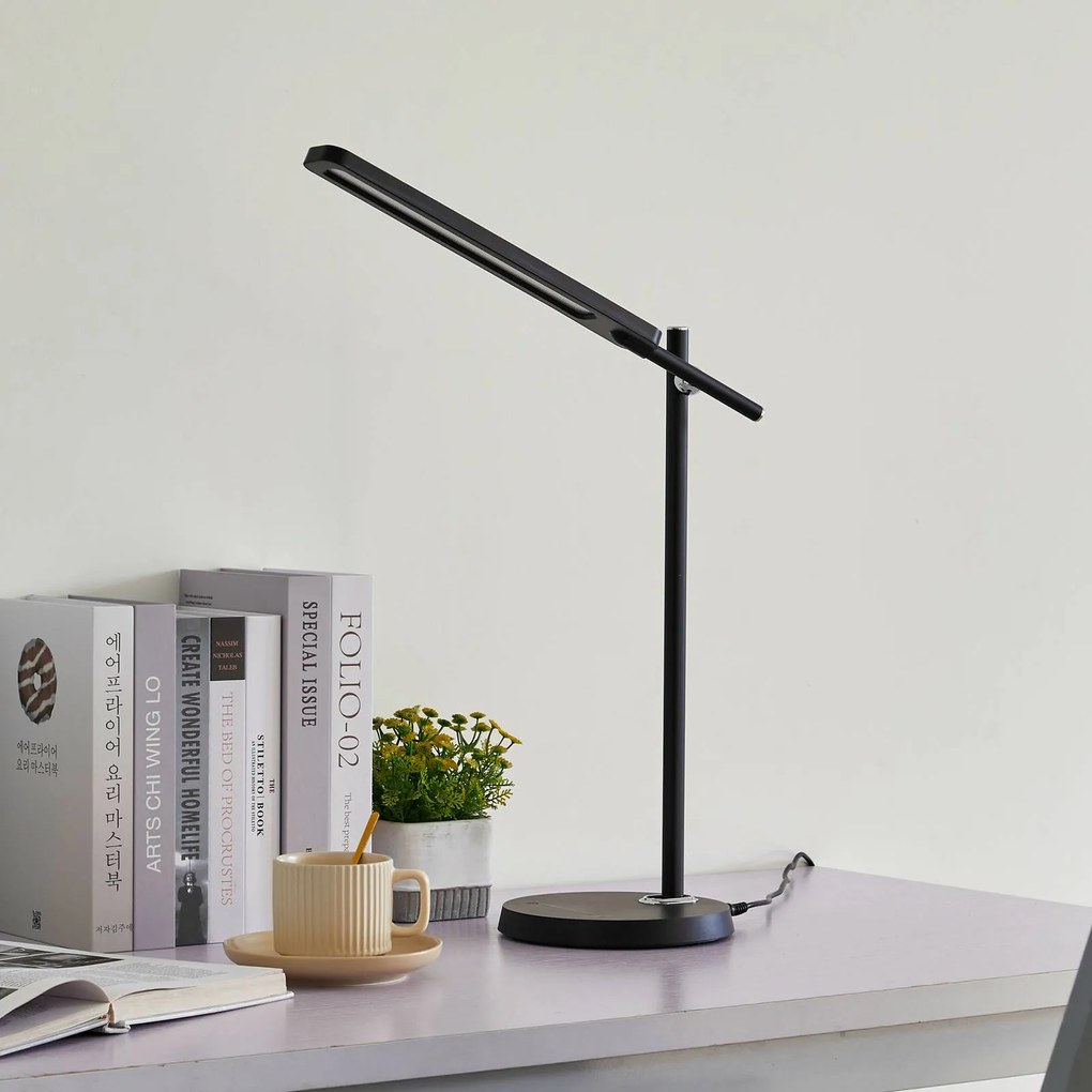 Lampada da scrivania Valtorin Lindby, dimmerabile, Nero, Studio / Ufficio, Plastica, Moderno, Lampada da tavolo LED