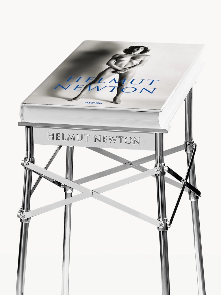 Libro illustrato con leggio Helmut Newton - Baby Sumo