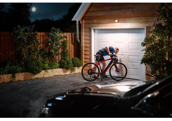 Philips 3389/41/99 - Riflettore LED LED/20W/230V IP65