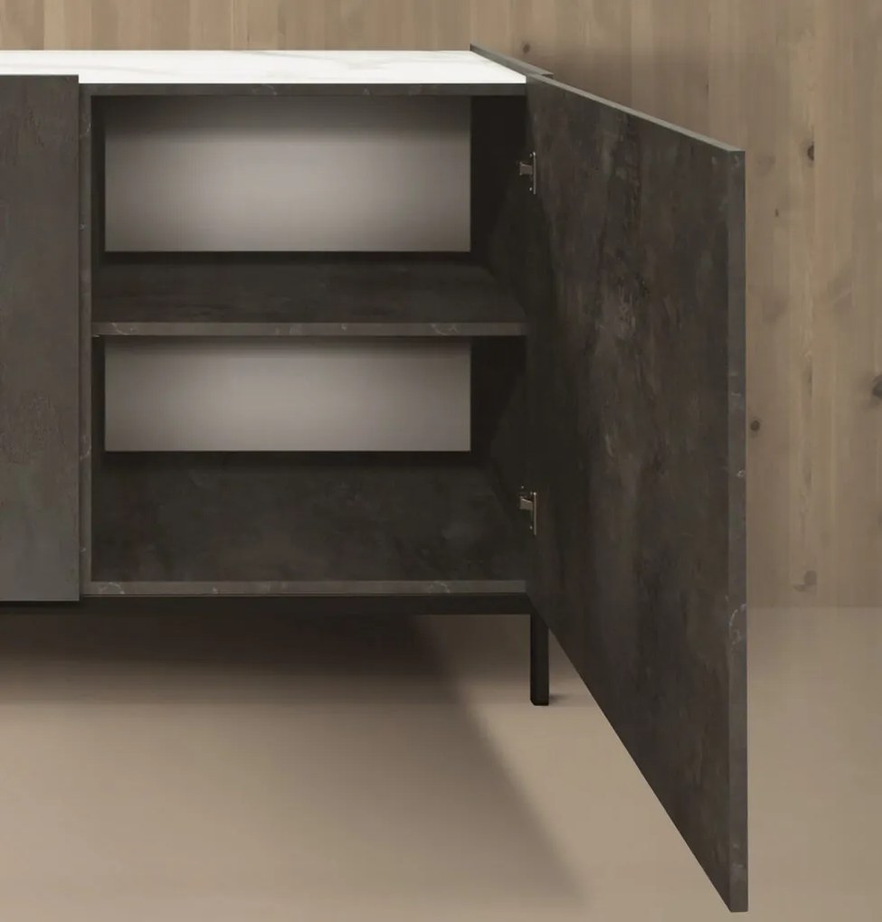 Credenza PIETRASANTA in legno, finitura in acciaio ossidato, piano effetto marmo statuario, 200&#215;50 cm