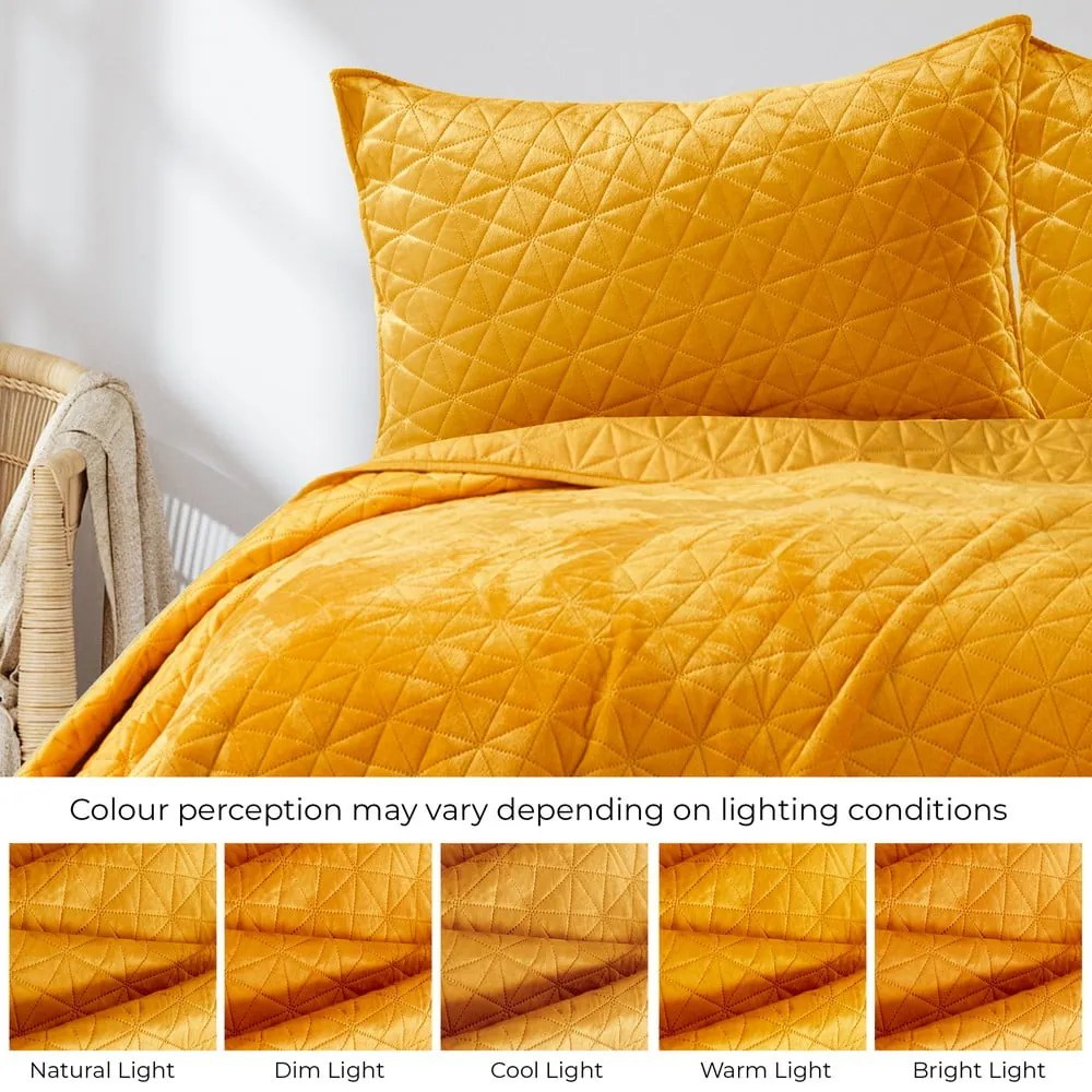 Copriletto giallo in velluto con rivestimento trapuntato 240x260 cm Laila – Restilo