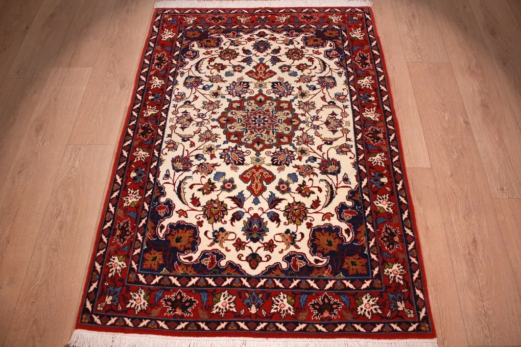 Isfahan Tappeto 160 x 110 (Iran) Annodato A Mano