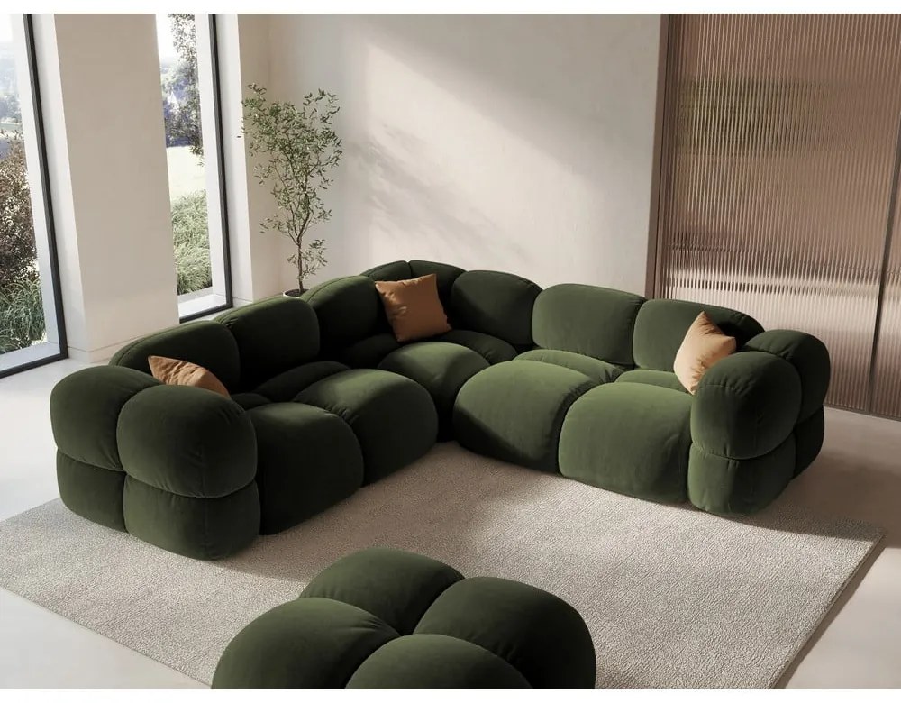 Divano angolare verde con rivestimento in velluto Loretto – Cosmopolitan Design