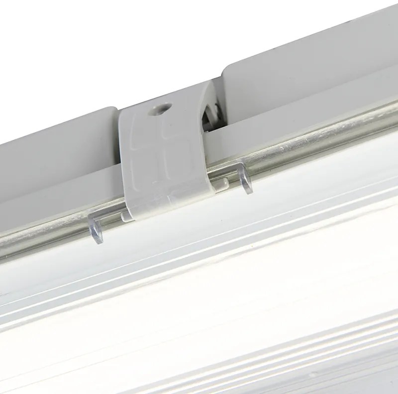 Faretto TL con LED 1800 lm e sensore di movimento IP65 - Base