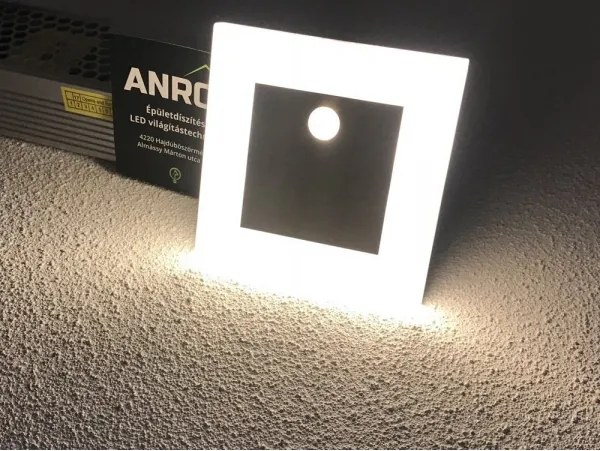 Kanlux 27370 - Lampada LED per scale APUS con sensore LED/0,8W/12V 3000K