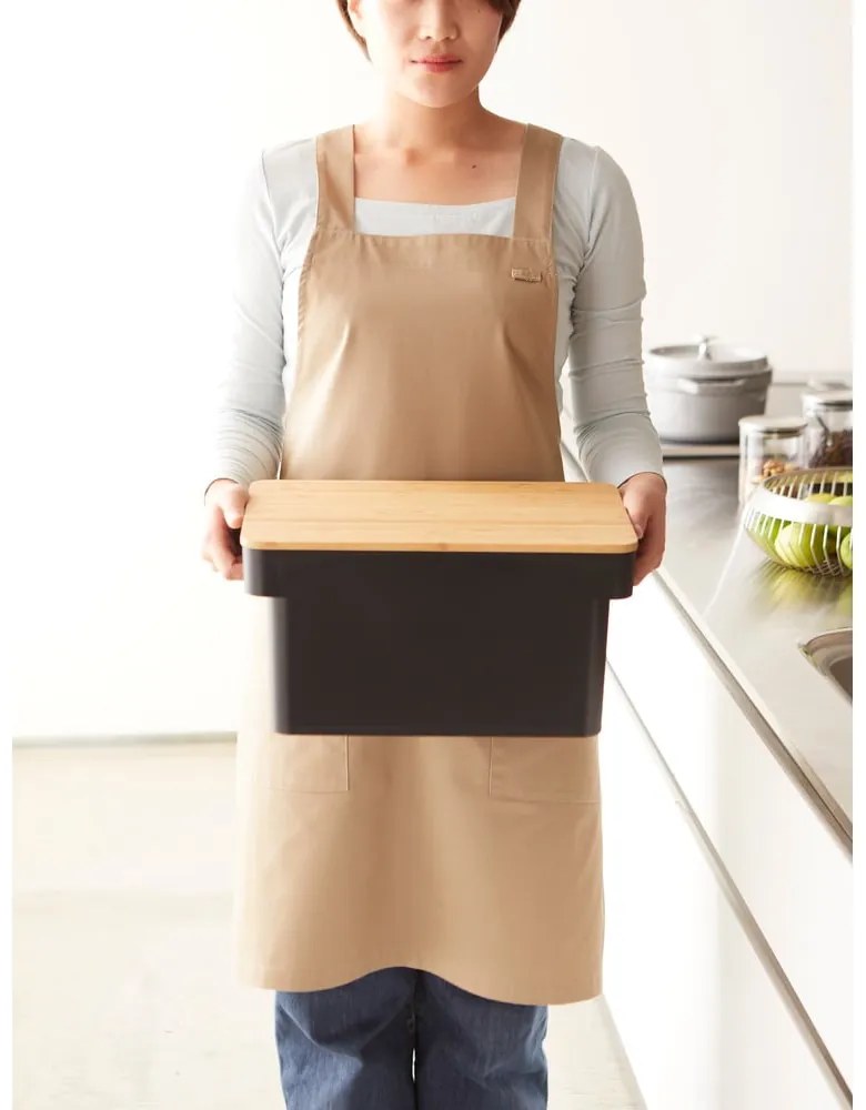 Contenitore per pane nero con coperchio in bambù Yamazaki Tower - YAMAZAKI