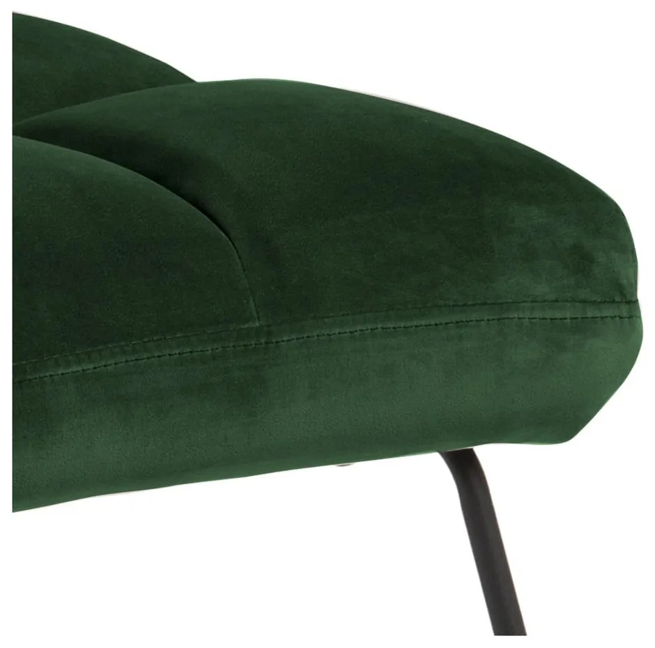 Poltrona verde con rivestimento in velluto Alba – Actona