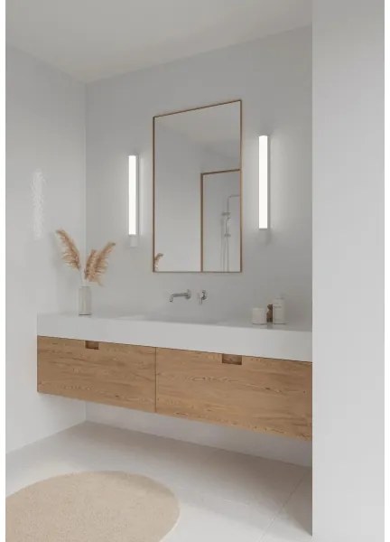 Nordlux - Lampada LED per specchio da bagno con presa integrata, 15 W, 230 V, IP44, 68,4 cm, bianco