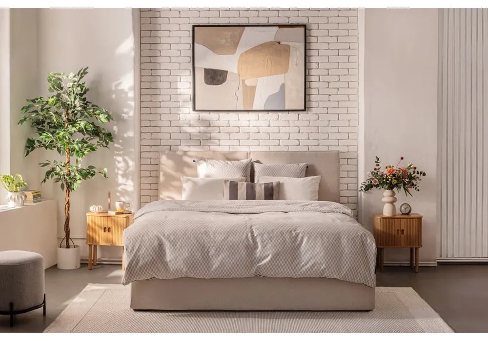 Letto matrimoniale imbottito beige con contenitore con rete inclusa 180x200 cm Thessa Bold – Bonami Selection