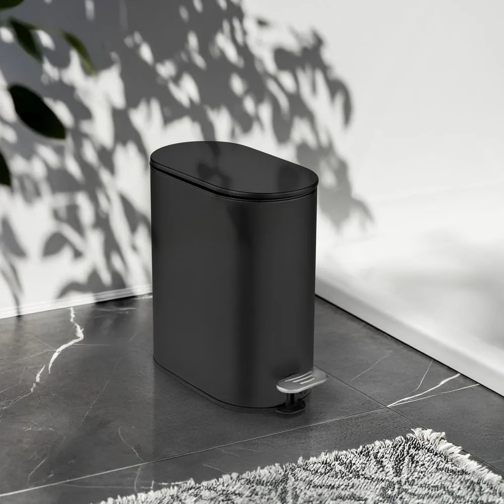 Cestino per la spazzatura nero opaco in acciaio con pedale 5 l Collungo – Wenko