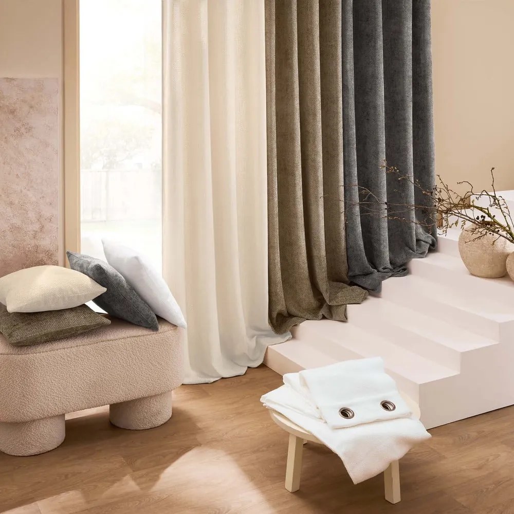 Cuscino decorativo in ciniglia 45x45 cm Leo – douceur d'intérieur