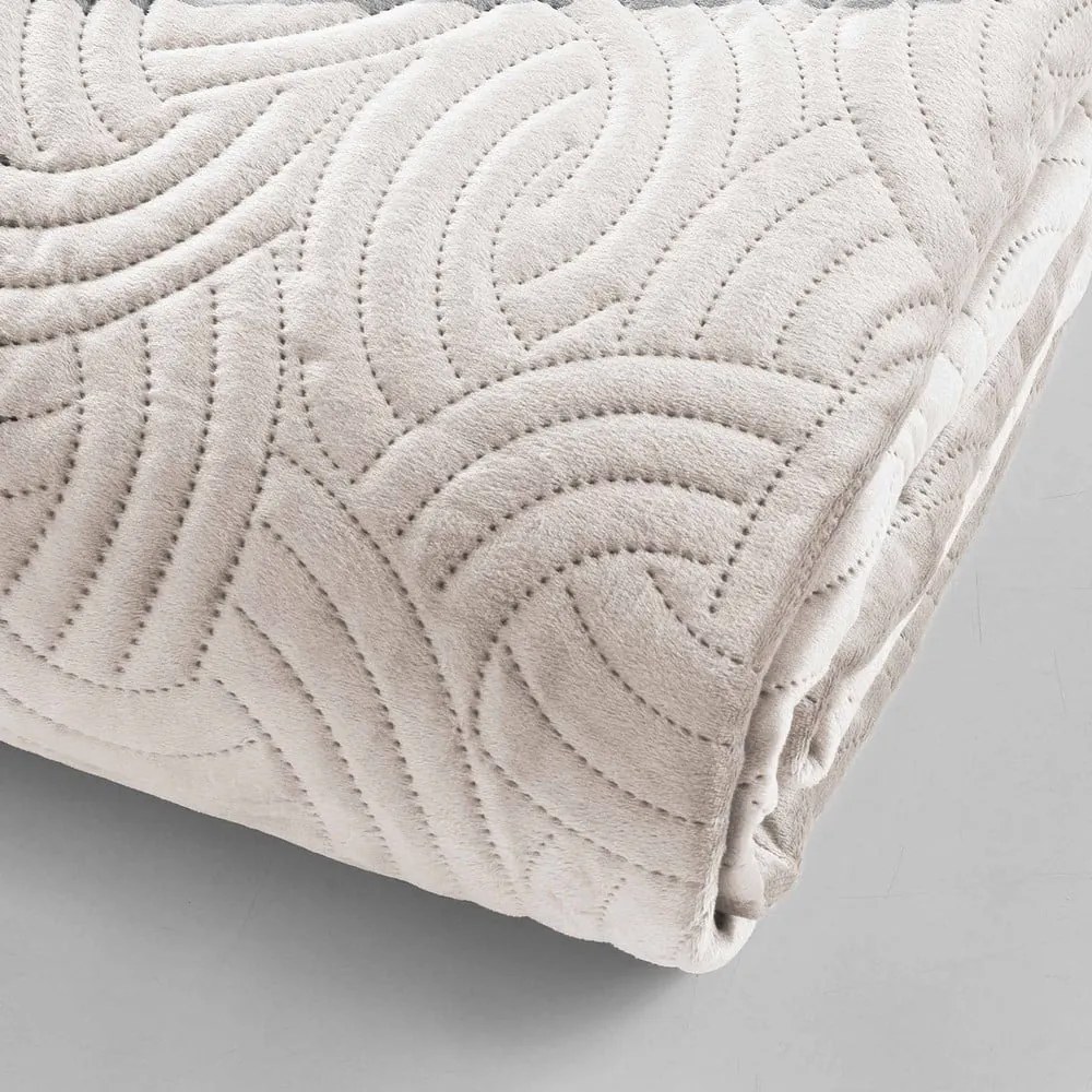 Set con copriletto e federa color crema in velluto 240x260 cm Solange – douceur d'intérieur