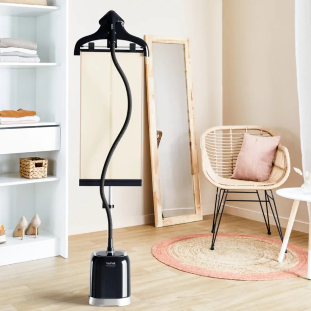 Ferro da stiro verticale con caldaia nero Pro Style IT3480 - Tefal