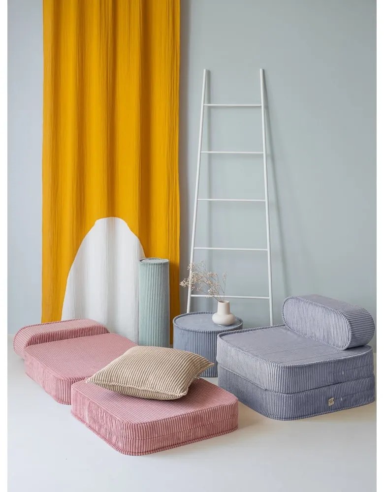 Poltrona per bambini blu con rivestimento in velluto a coste Flip – Wigiwama