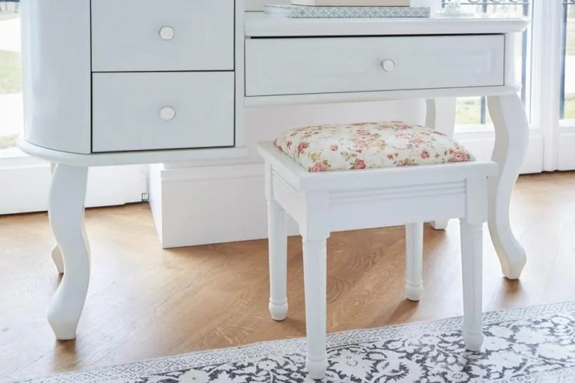 Toilette camera da letto con specchio - Arrediorg.it