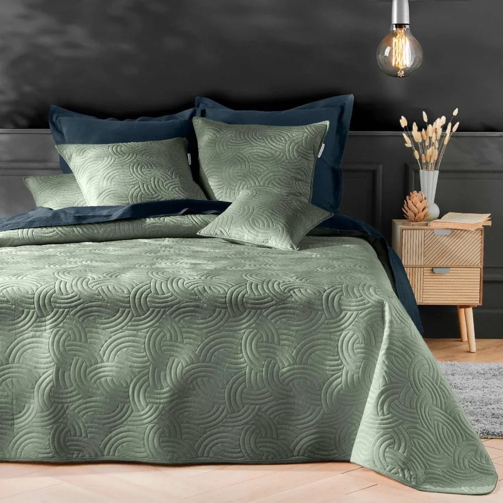 Set con copriletto e federa verde in velluto 220x240 cm Solange – douceur d'intérieur