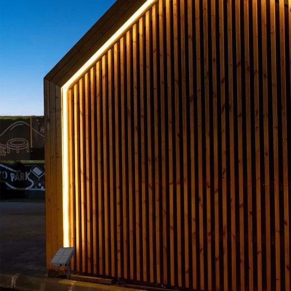 LED Striscia solare dimmerabile LED/1,2W/3,7V 3000K IP67 5m