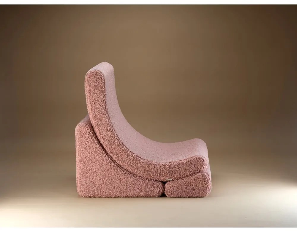 Poltrona per bambini rosa con rivestimento in bouclé Moon – Wigiwama